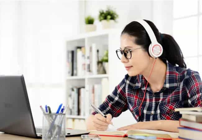 Luyện nghe ielts | Trung tâm tiếng anh hàng đầu KOS