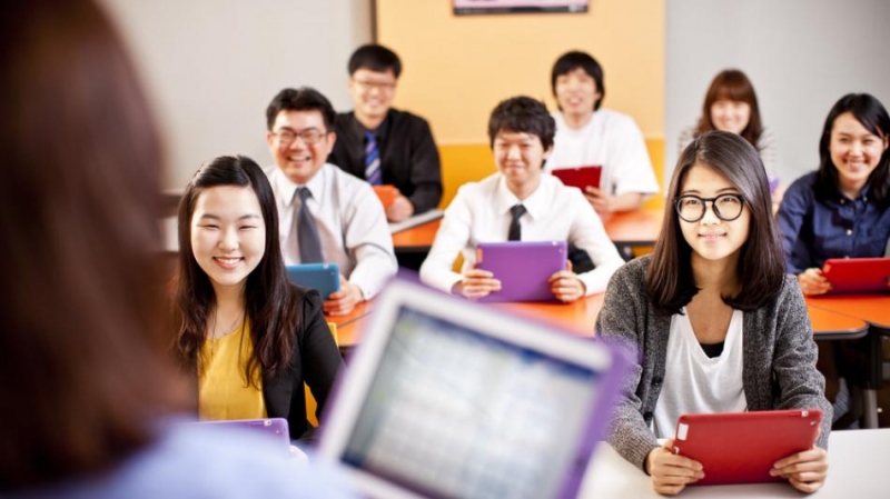 Hội Thảo: "IELTS - OVERCOMING THE CHALLENGE" | Trung tâm KOS