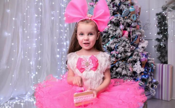 A Daughter's Birthday: The Best Ways to Wish Her a Happy One