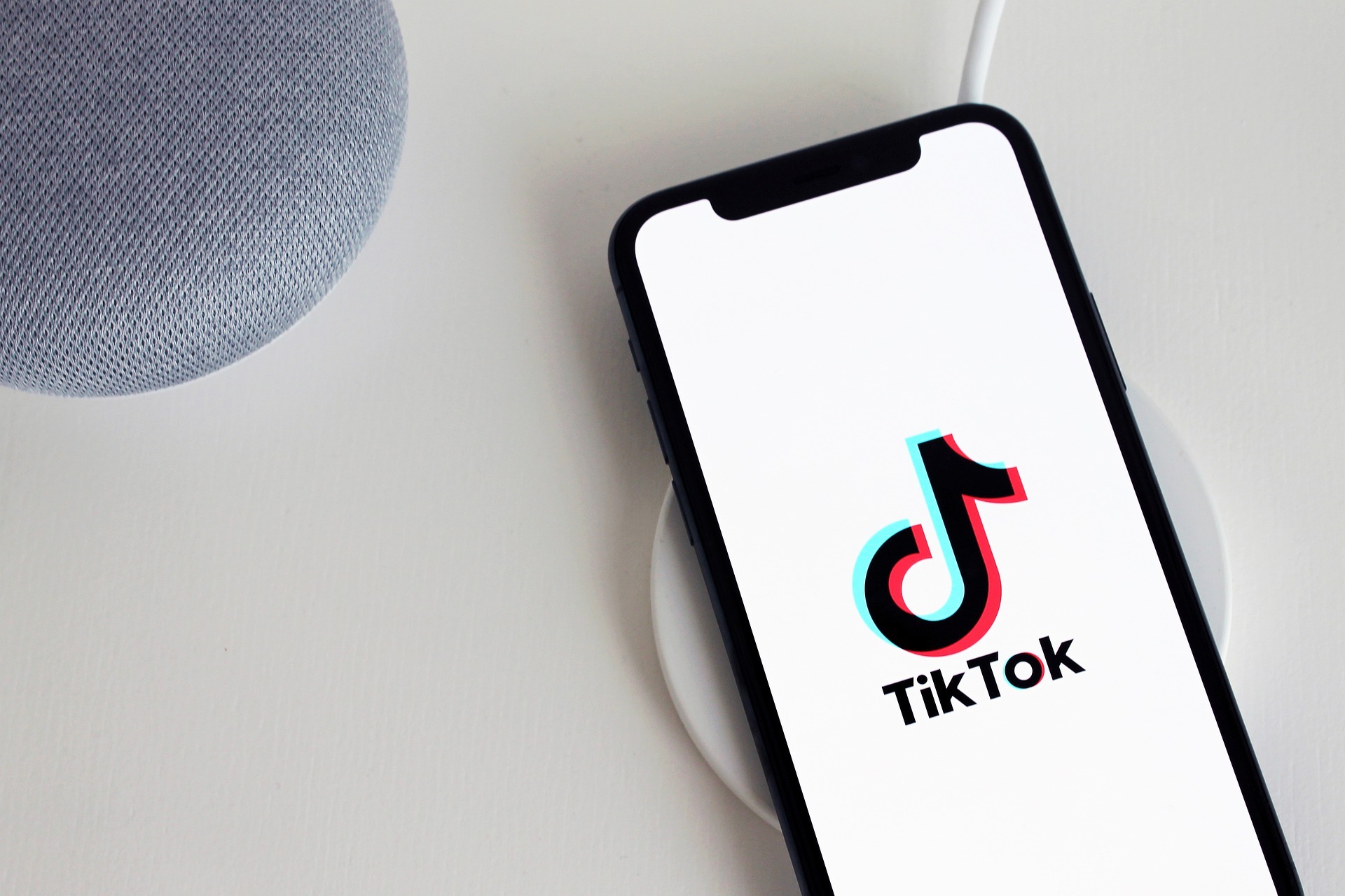 Can you buy followers on tik tok?