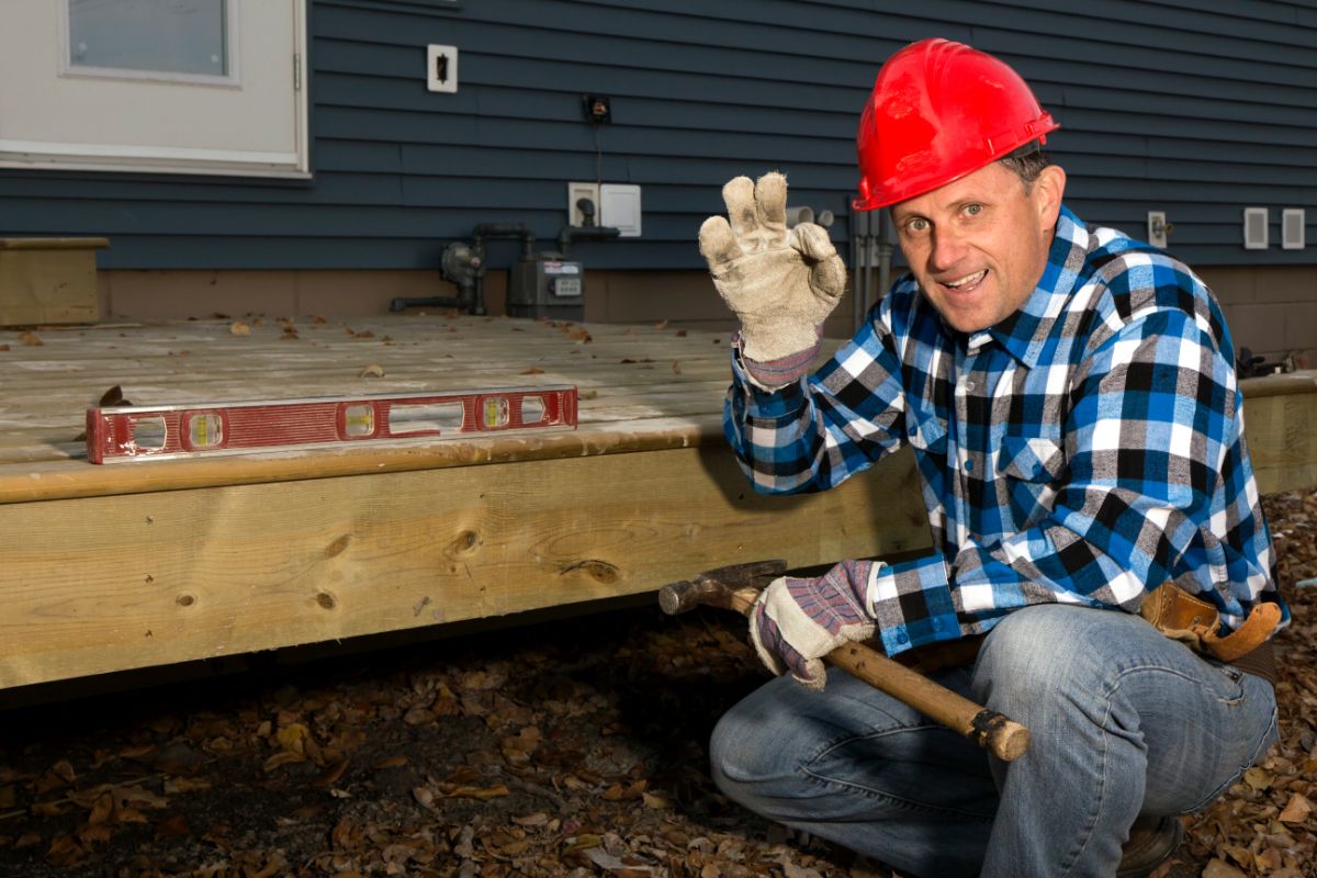 Choosing the Right Deck Building Company - Tips and Techniques