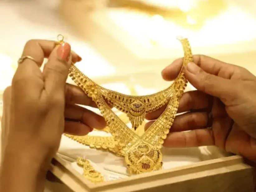 Pledged Gold Jewellery Buyers | Sell Gold Online | Attica Gold Company
