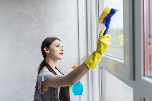 The Ultimate Guide to Window Washing & Pressure Washing  - Blogs - The SMS City
